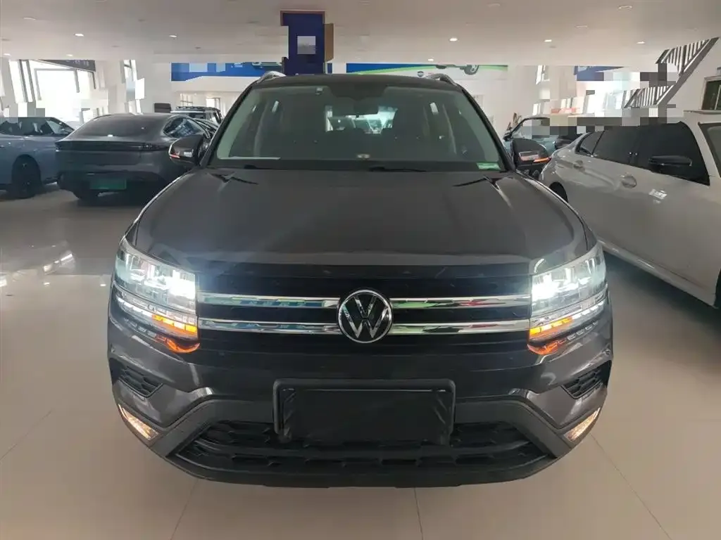 Volkswagen Tharu — фото 3
