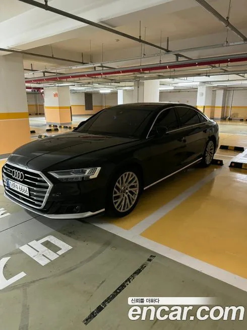 Audi A8 — фото 7