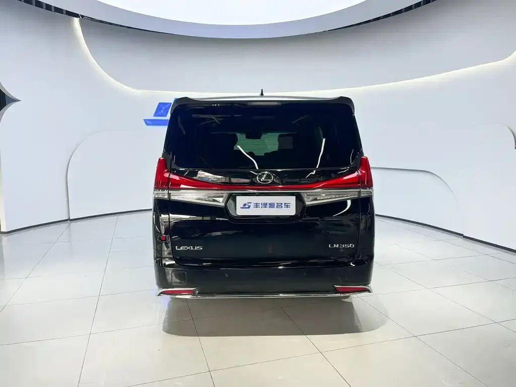Toyota Vellfire — фото 6