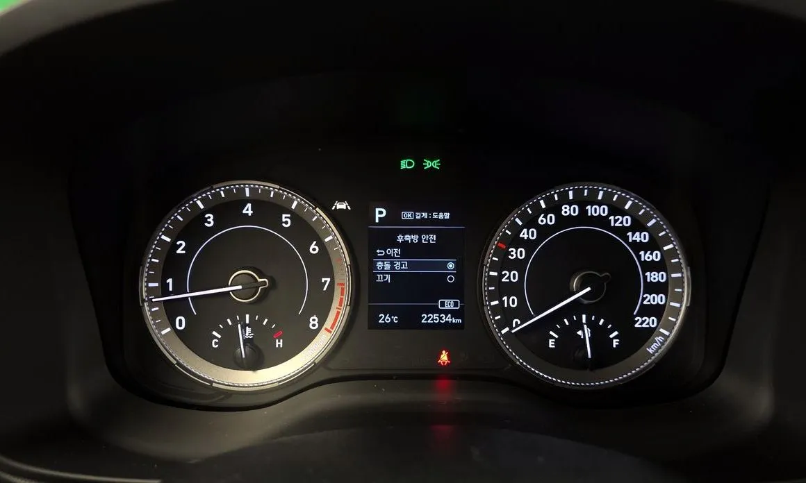 Hyundai Venue — фото 2