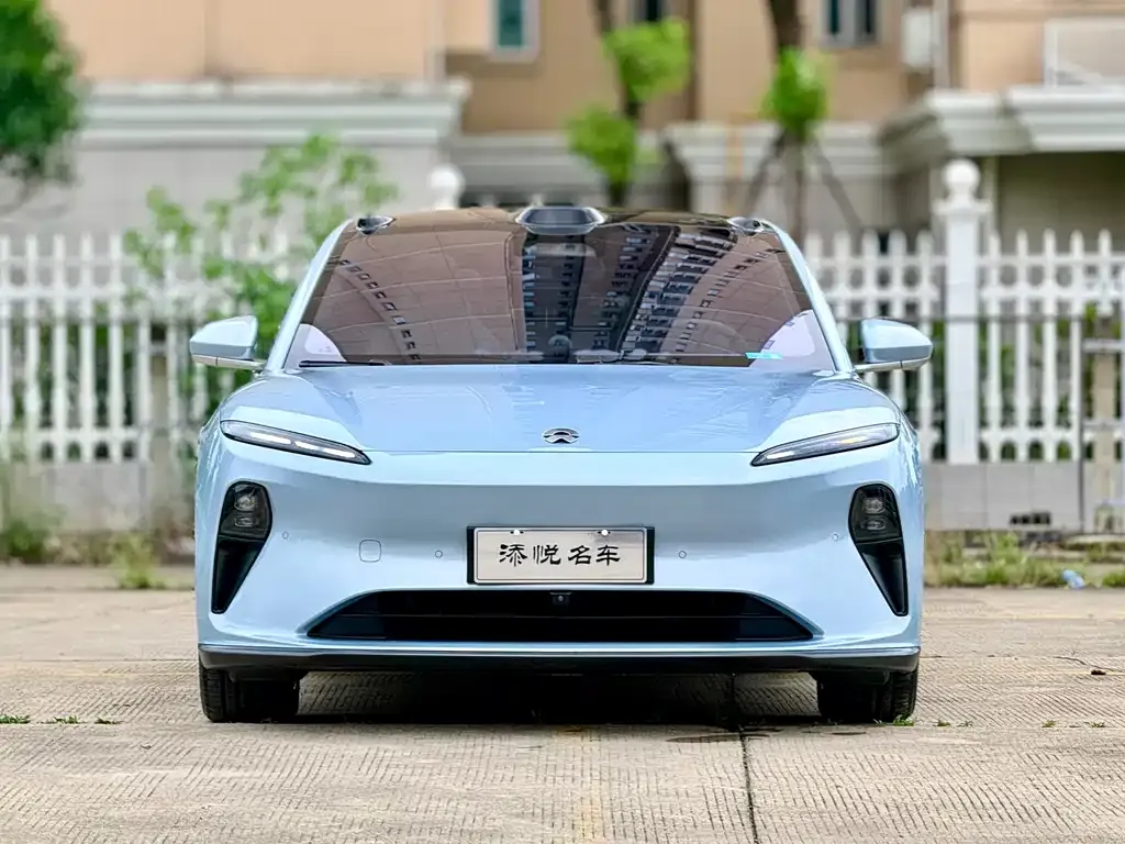 NIO ET5T — фото 1