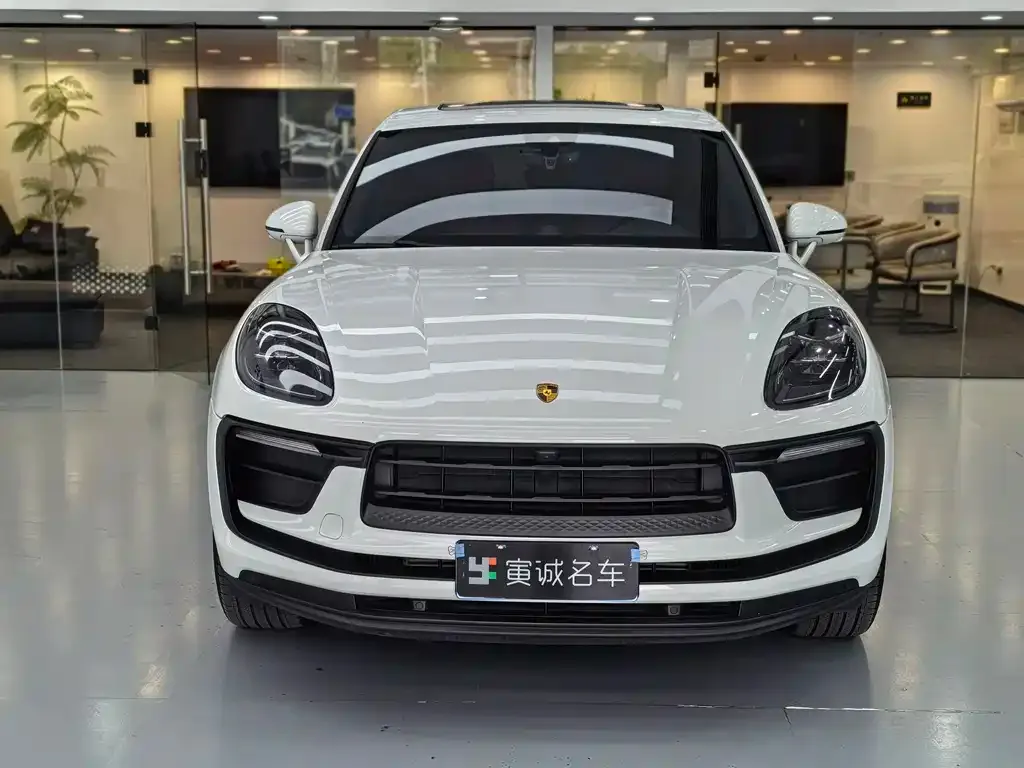 Porsche Macan — фото 8