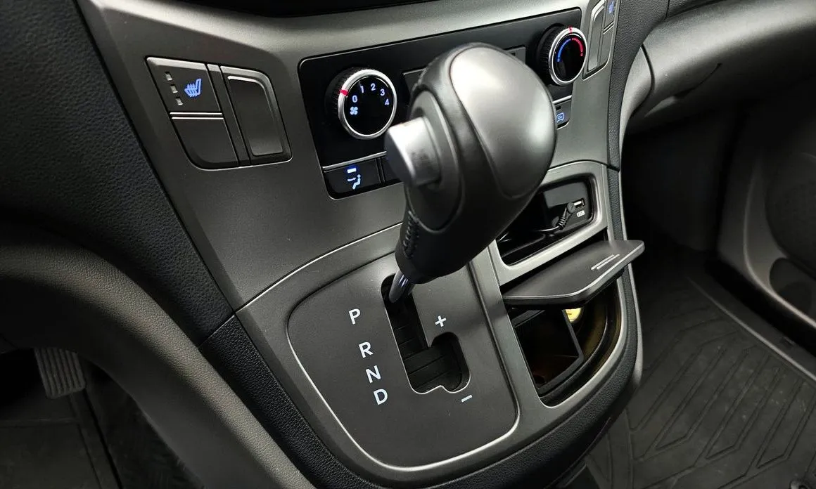 Hyundai Starex 2021 из KR, фото 6