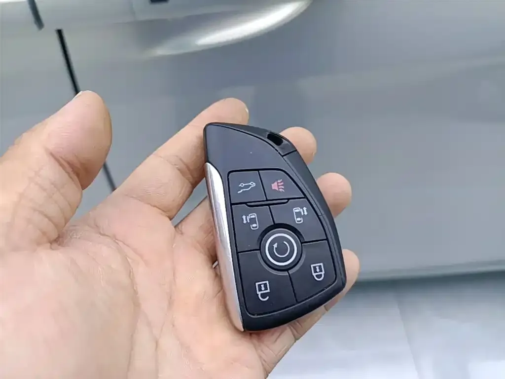 Buick GL8 Hybrid 2025 из CN, фото 6