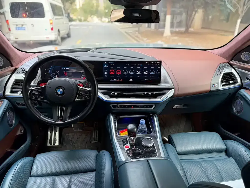 BMW XM 2023 из CN, фото 3