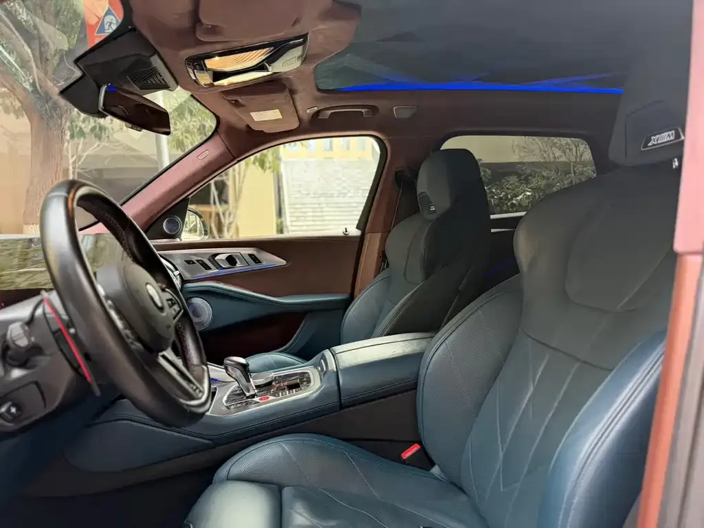 BMW XM 2023 из CN, фото 4