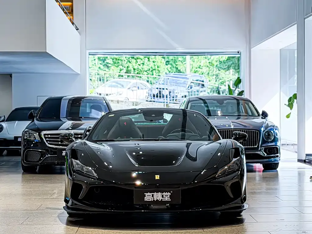 Ferrari F8 — фото 9