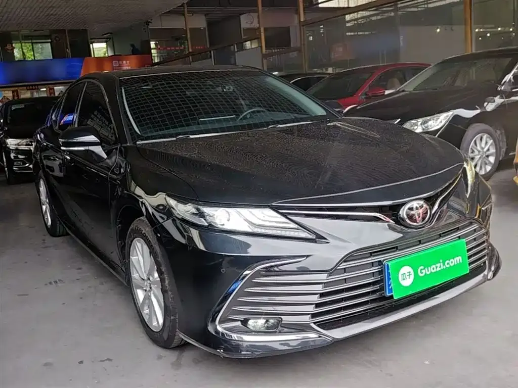 Toyota Camry — фото 7