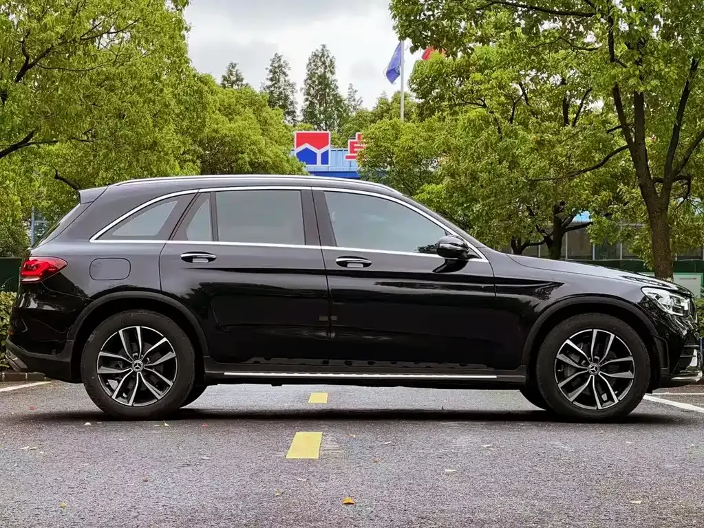 Mercedes-Benz GLC — фото 9