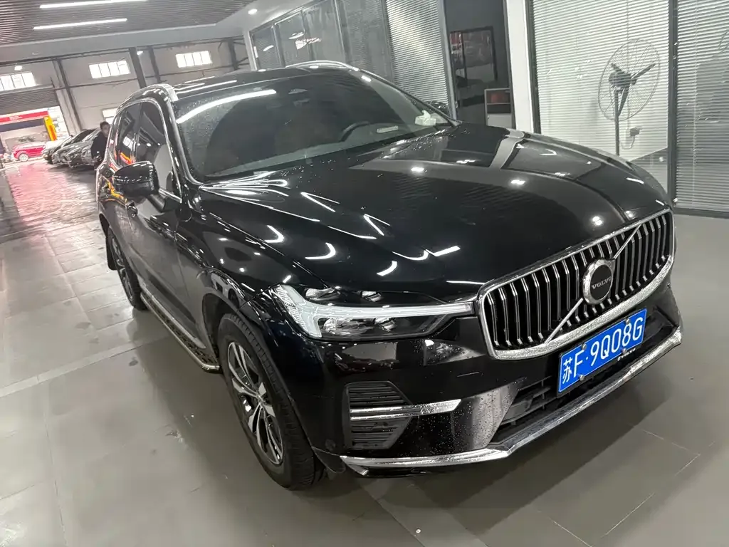 Volvo XC60 — фото 10