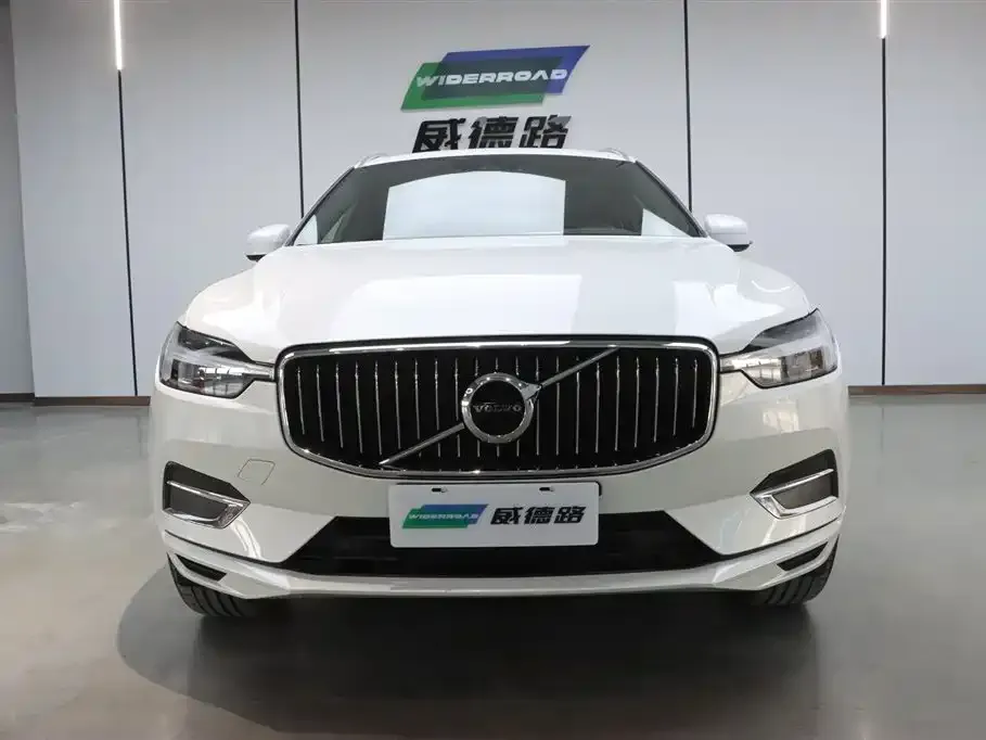 Volvo XC60 — фото 3