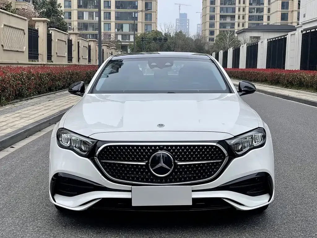 Mercedes-Benz E-Class (Import) — фото 3