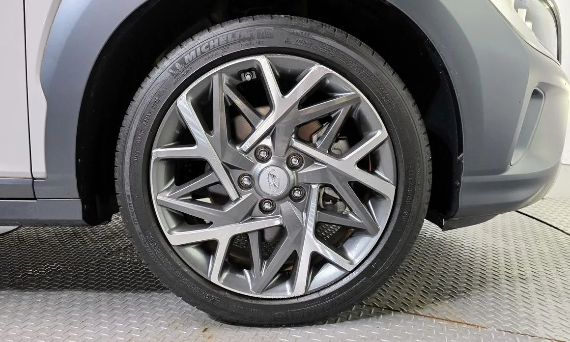 Hyundai Kona 2023 из KR, фото 3
