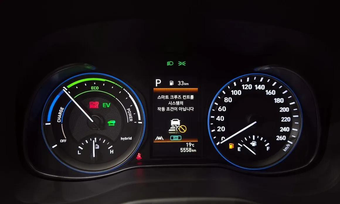 Hyundai Kona 2023 из KR, фото 4