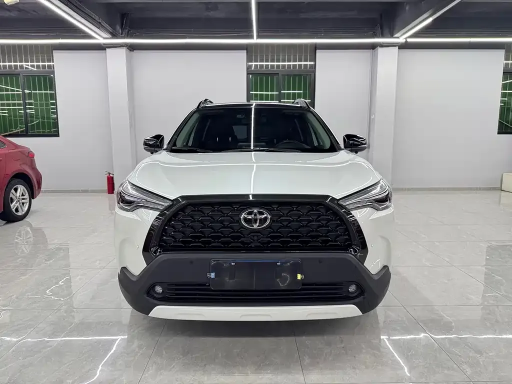 Toyota Corolla Cross — фото 3