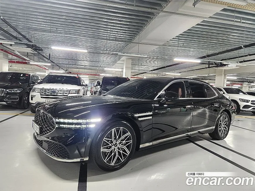 Genesis G90