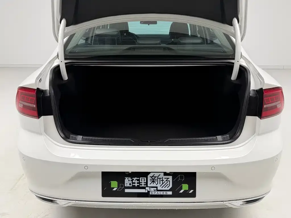 Volkswagen Lamando 2021 из CN, фото 6