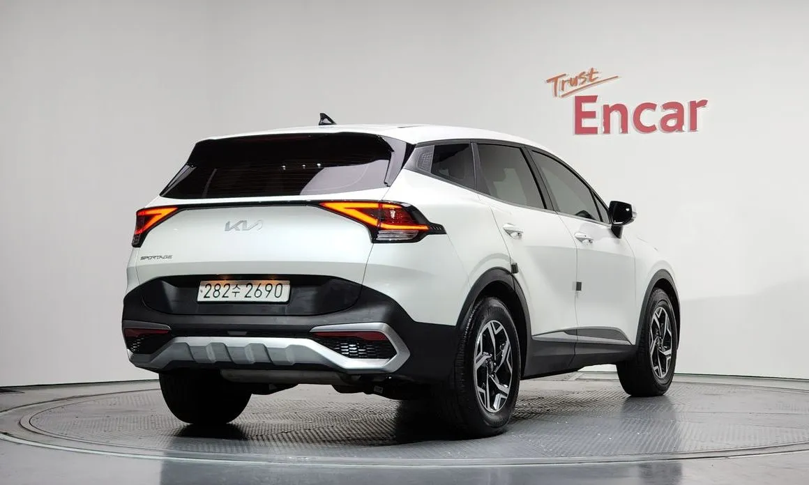 Kia Sportage — фото 6