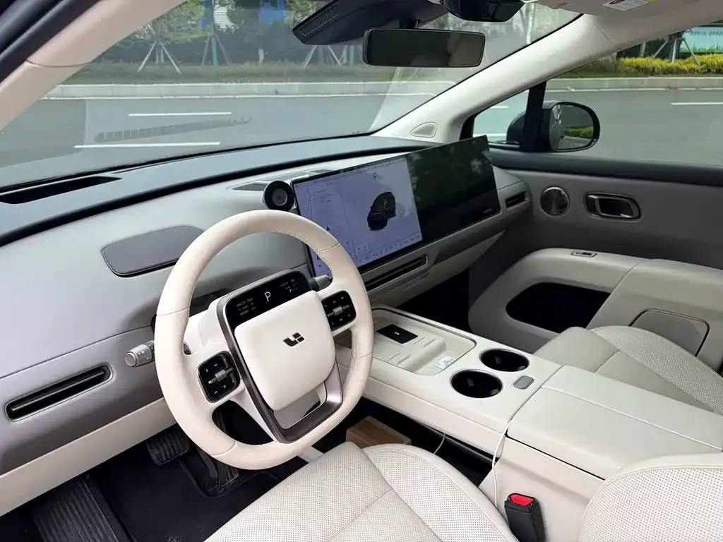 Li Auto i8 2025 из CN, фото 5