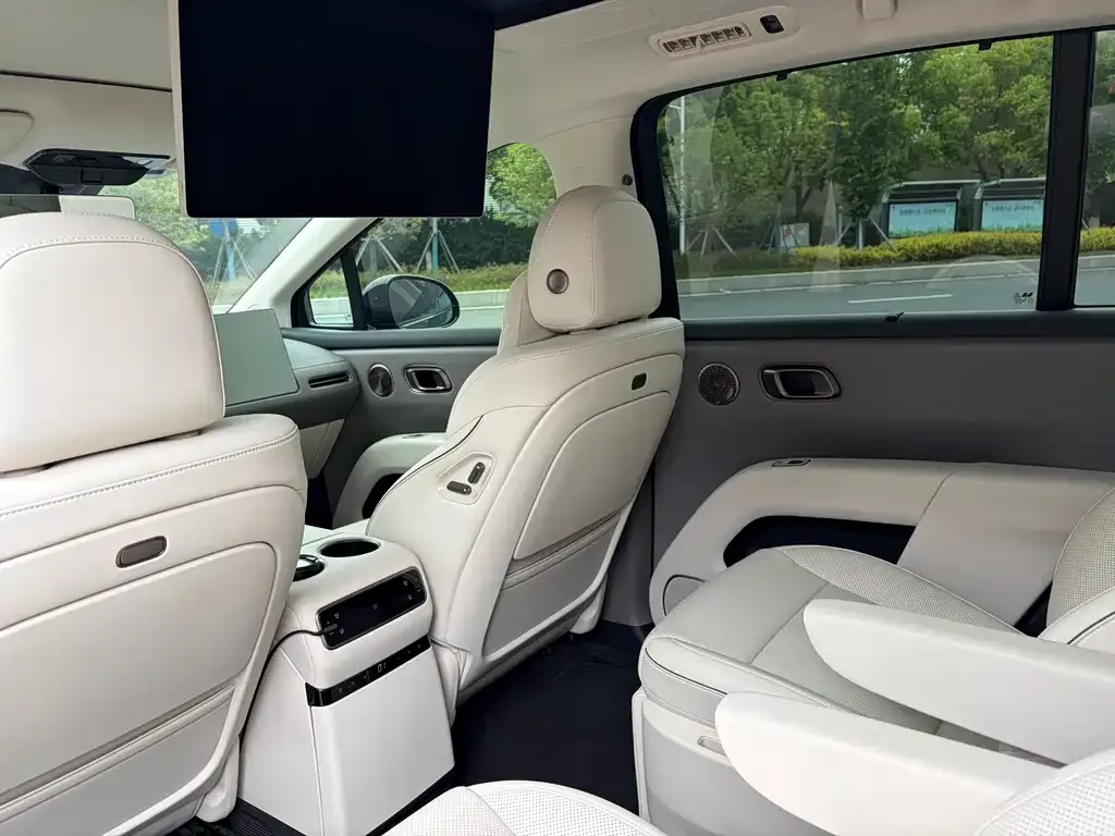 Li Auto i8 2025 из CN, фото 4
