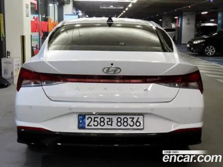 Hyundai AVANTE — фото 5