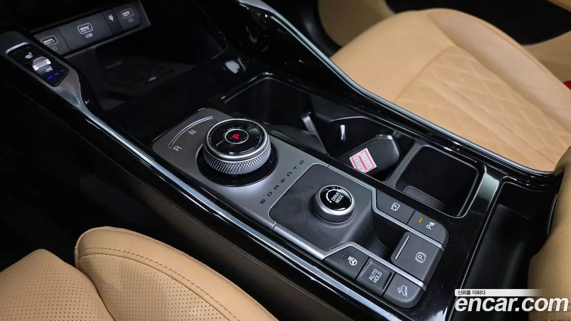 Kia Sorento — фото 10