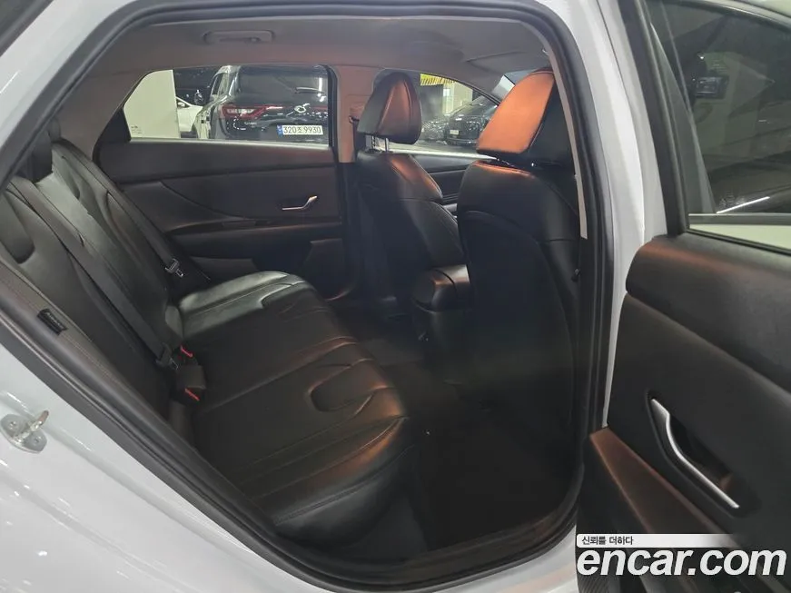 Hyundai AVANTE — фото 10