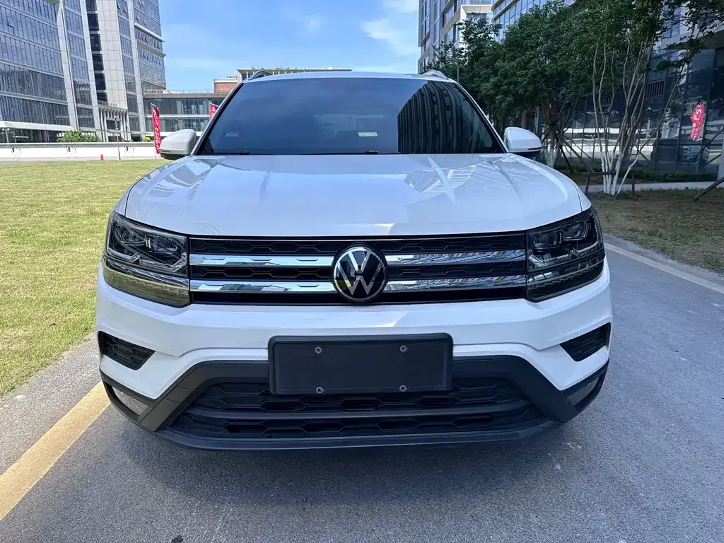 Volkswagen Tharu — фото 10