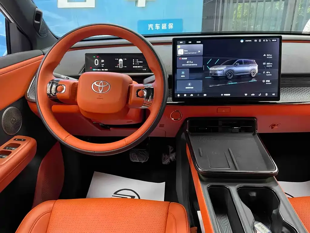 Toyota Platinum 3X 2025 из CN, фото 2