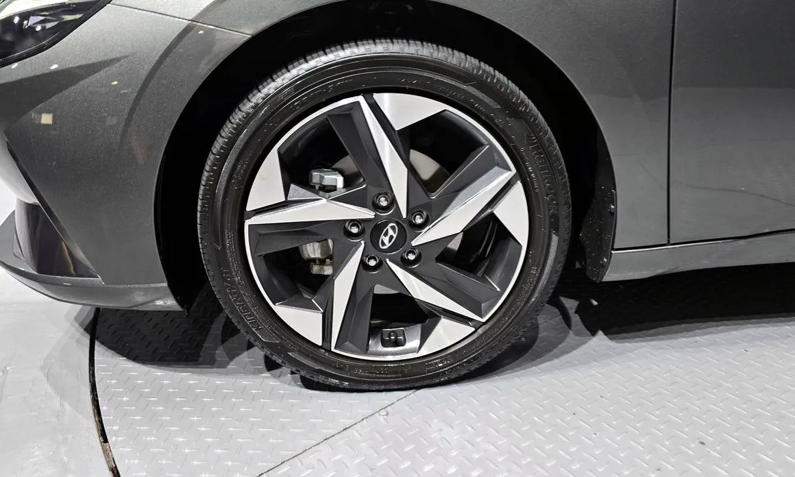 Hyundai AVANTE — фото 7