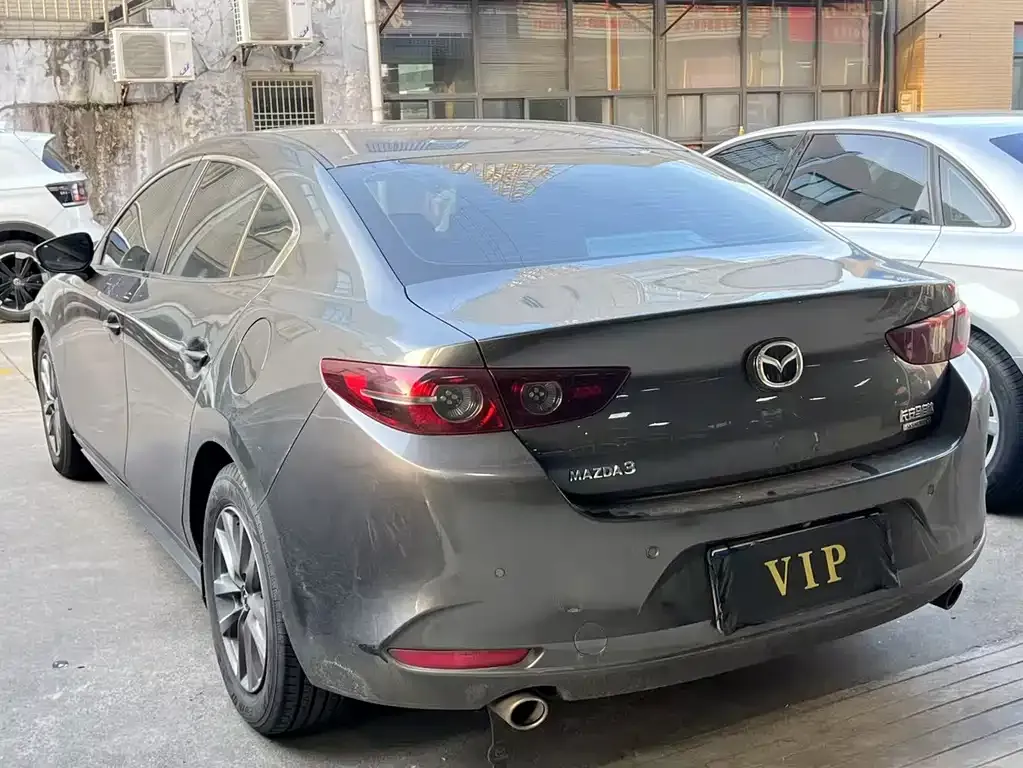 Mazda 3 Axela 2023 из CN, фото 8