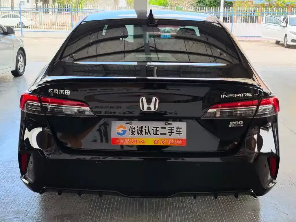Honda Inspire — фото 6