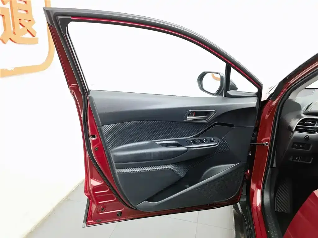 Toyota IZOA 2023 из CN, фото 4