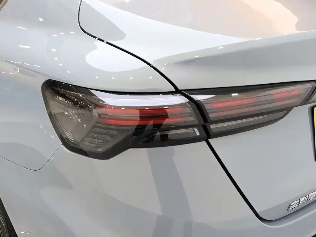 Geely Emgrand 2026 из CN, фото 4