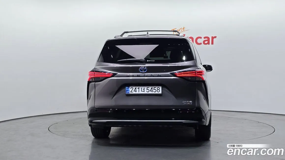 Toyota Sienna 2021 из KR, фото 3