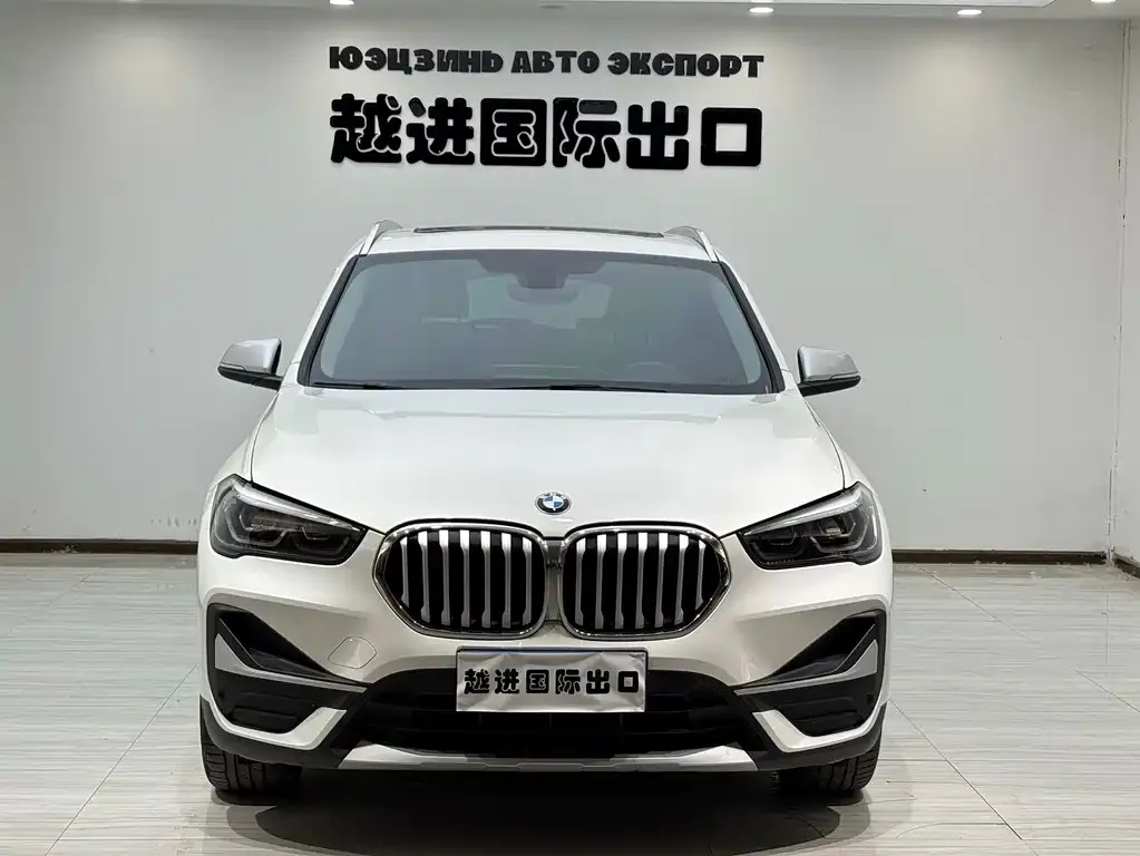 BMW X1 — фото 2