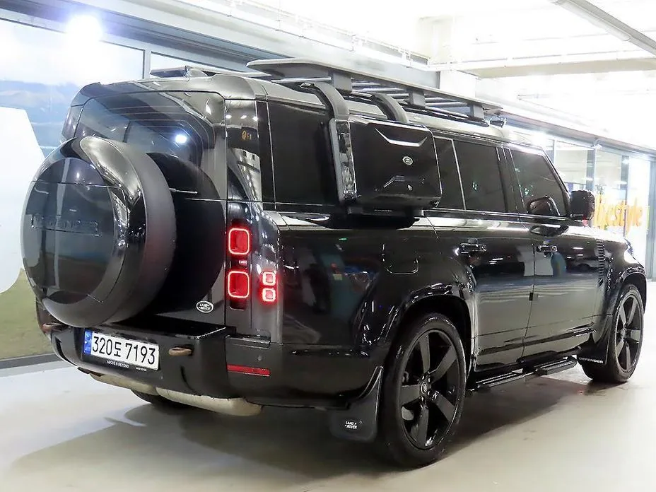Land Rover Defender 2023 из KR, фото 2
