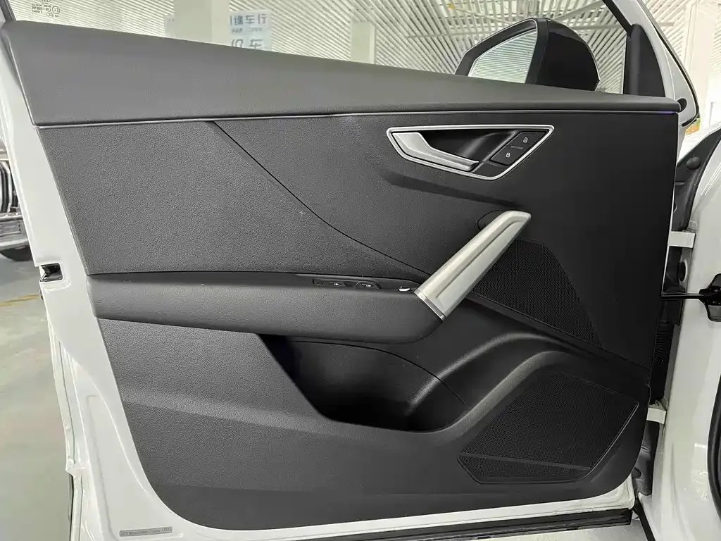 Audi Q2L 2021 из CN, фото 6