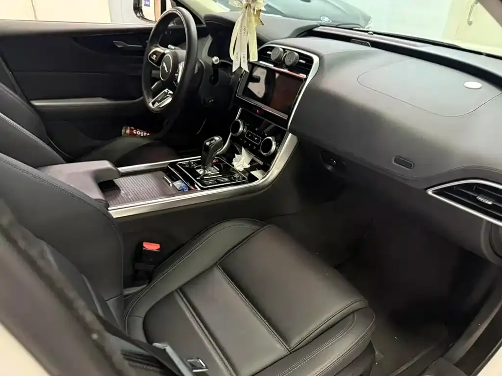 Jaguar XEL 2022 из CN, фото 6