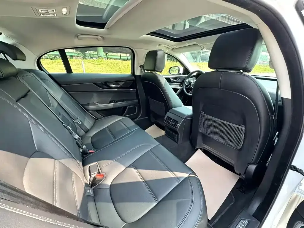 Jaguar XEL 2022 из CN, фото 4