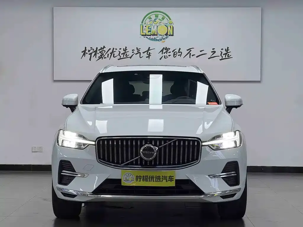 Volvo XC60 2023 из CN, фото 2