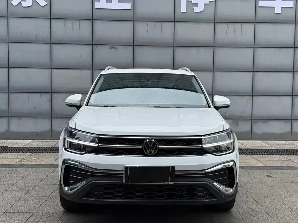 Volkswagen Tharu — фото 4