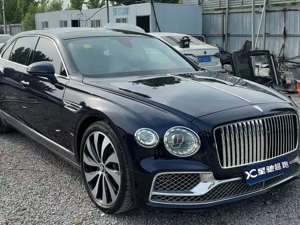 Bentley Flying Spur 2022 из CN, фото 8