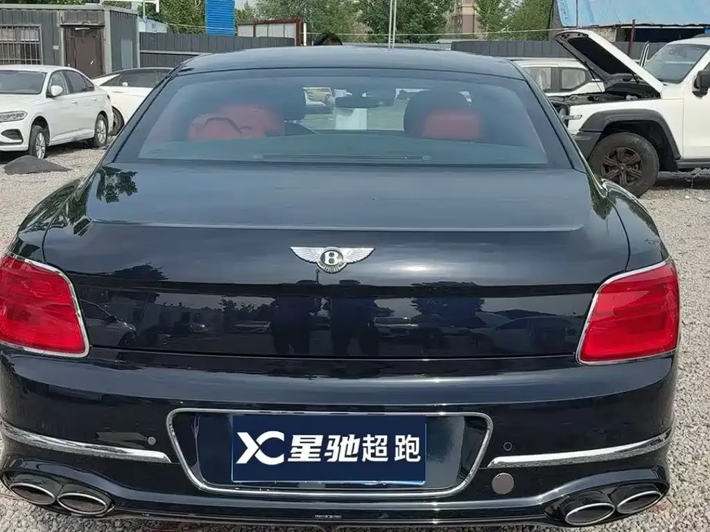 Bentley Flying Spur 2022 из CN, фото 3