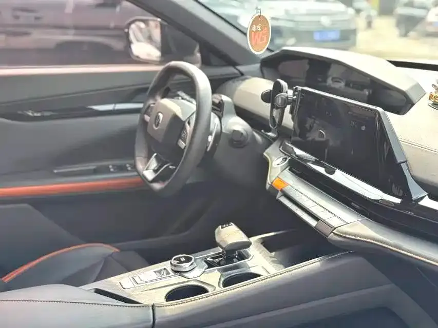 Changan UNI-V 2025 из CN, фото 6