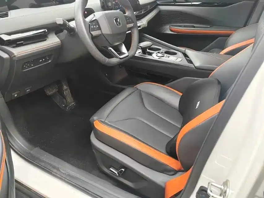 Changan UNI-V 2025 из CN, фото 2