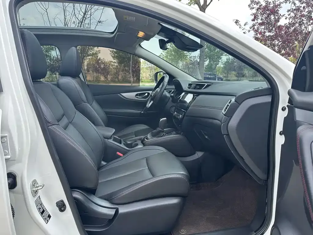 Nissan Qashqai — фото 3