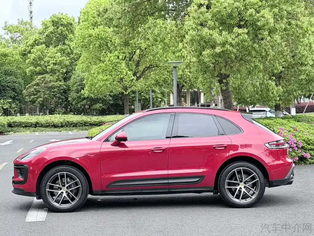 Porsche Macan — фото 7