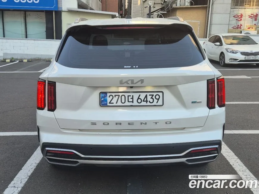 Kia Sorento — фото 5