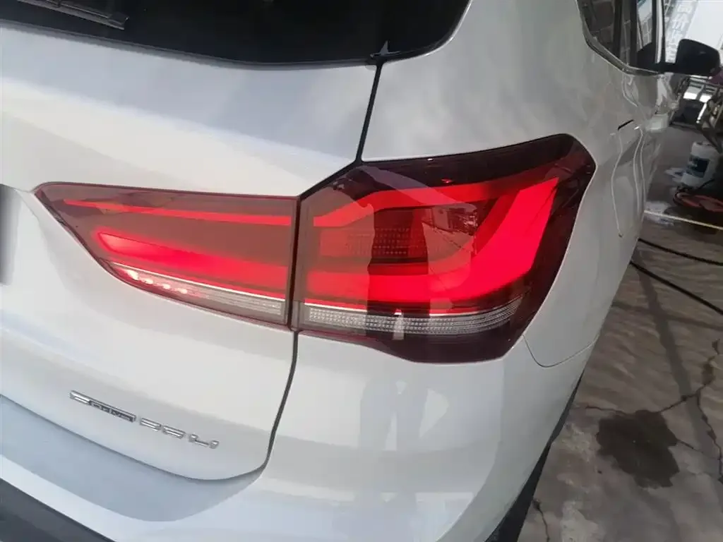 BMW X1 — фото 2
